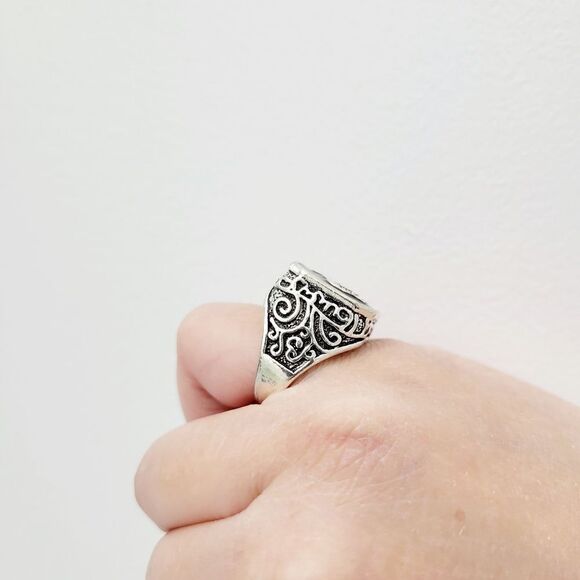 Brand New Silver & Black Crown Ring - Picture 5 of 8